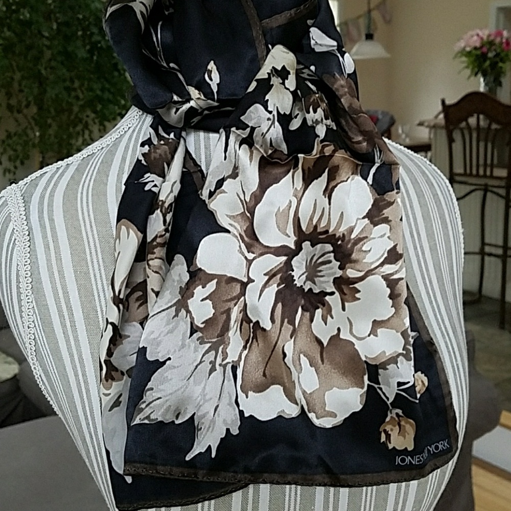 Jones  New York silk scarf